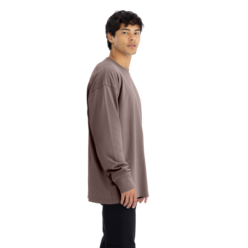 Introducing our Heavyweight Long Sleeve Ringspun Cotton T-Shirt: crafted for durability and comfort. Made from premium ringspun cotton, it offers unmatched softness. Versatile and timeless, it's an essential addition to any wardrobe.