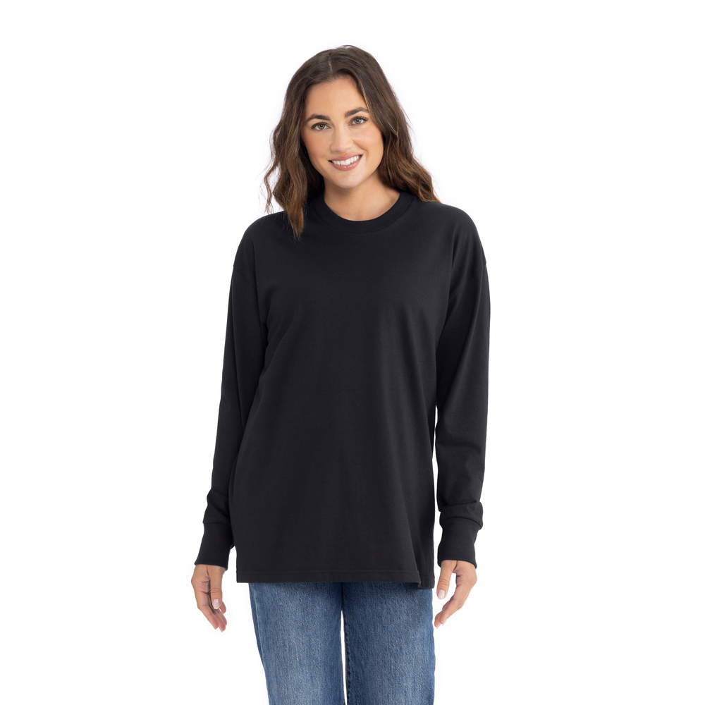 Introducing our Heavyweight Long Sleeve Ringspun Cotton T-Shirt: crafted for durability and comfort. Made from premium ringspun cotton, it offers unmatched softness. Versatile and timeless, it's an essential addition to any wardrobe.