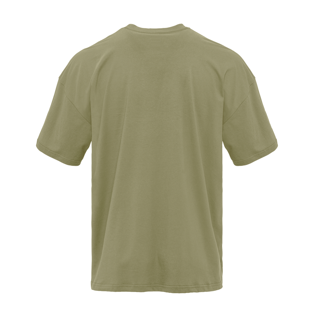 Crafted from 6.8 ounces of Combed Ring-Spun U.S. Cotton, this heavyweight shirt has a dropped shoulder, thick neckband, and finished straight hemline for easy, street-inspired good looks