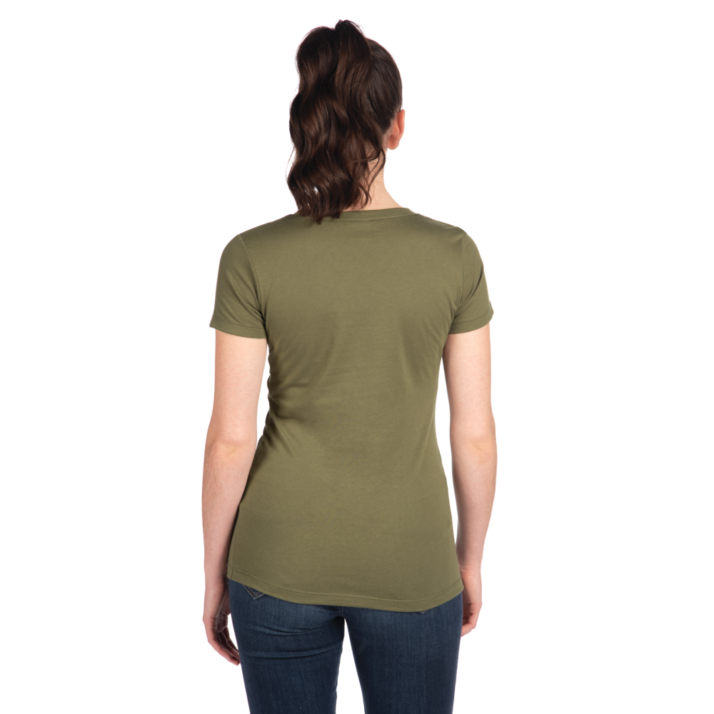The fine-gauge fabric represents a new bench mark in value. This classic Ideal tee brings great comfort on a smooth printable surface. A lightweight relaxed fit tee for everyday casual wear.