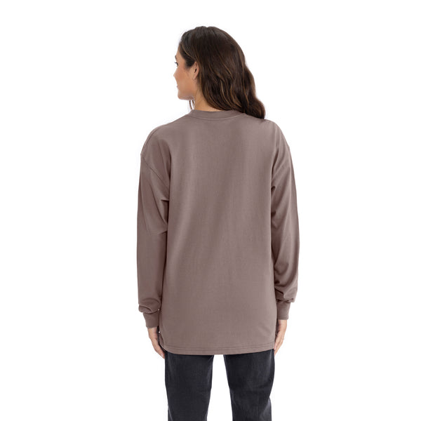 Introducing our Heavyweight Long Sleeve Ringspun Cotton T-Shirt: crafted for durability and comfort. Made from premium ringspun cotton, it offers unmatched softness. Versatile and timeless, it's an essential addition to any wardrobe.